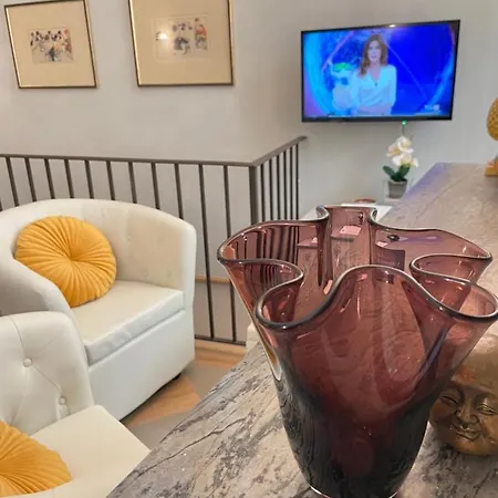 Apartament Accademia Dream *